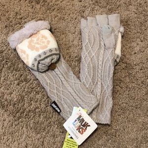 Muk Luks Gloves ✨ “Flip Mitten” ✨